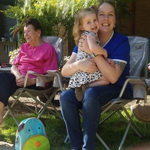 Meet your Posher, Olivia